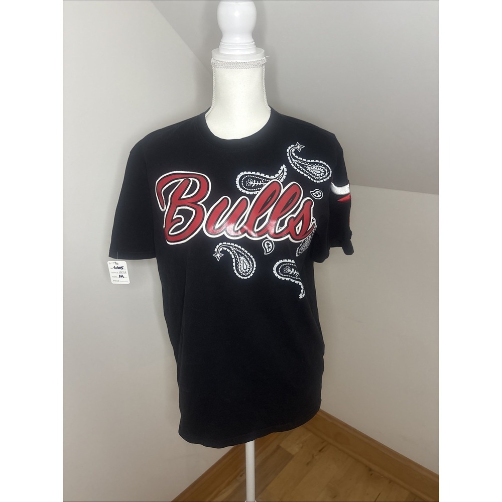 Chicago Bulls Paisly Shirt NBA Embroidered Urban Wear